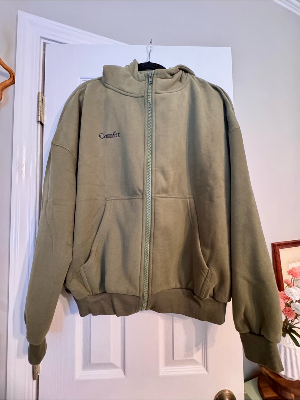Comfrt Olive Green Unisex Zip-Up Hoodie Jacket